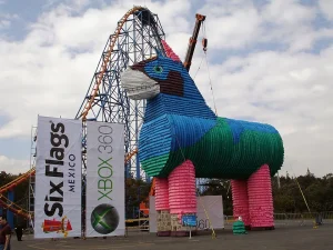 Logotipo de Viva Piñata